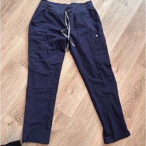 Figs Yola Skinny Scrub Pants 2.0™ size Medium